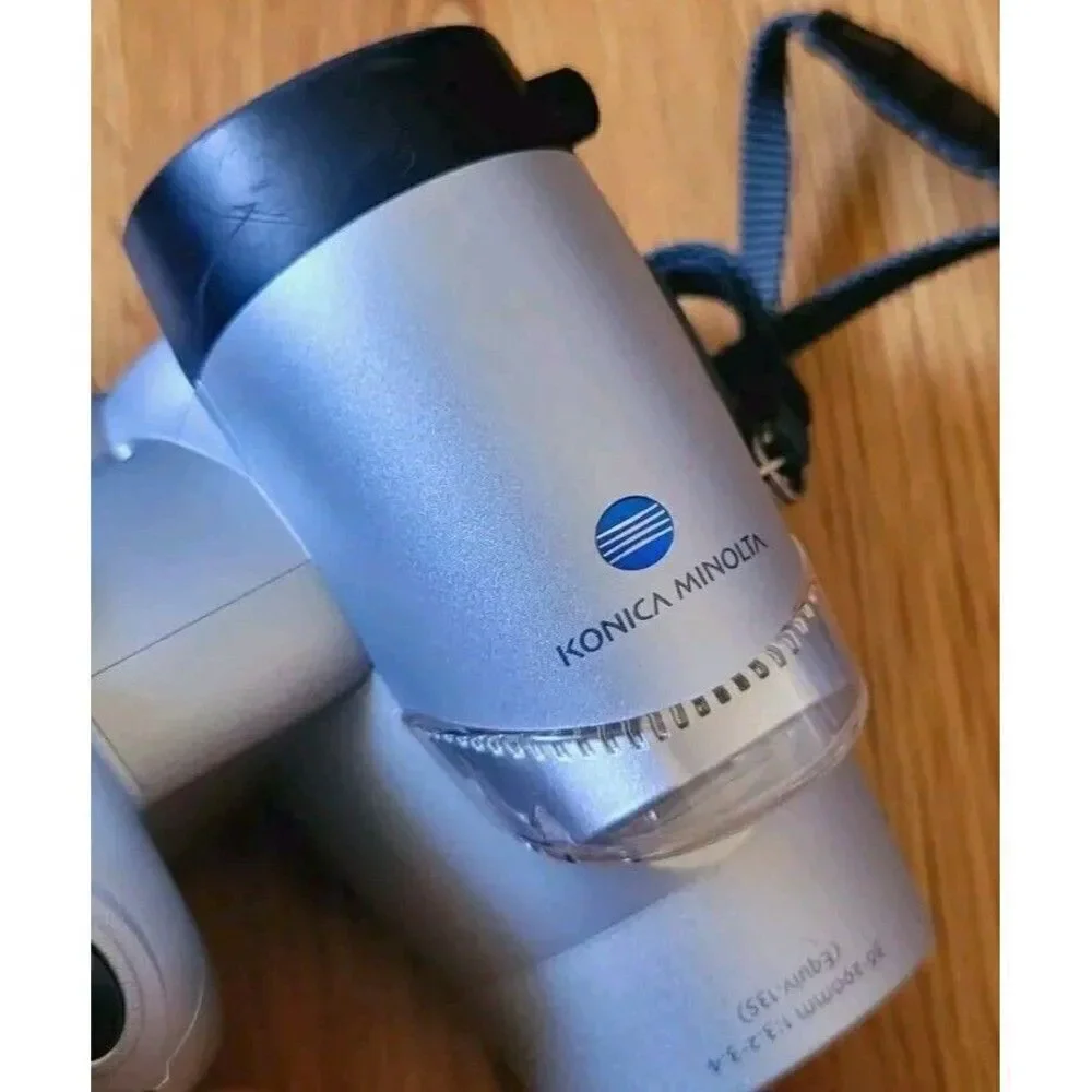 Konica Minolta DiMAGE Z10 3.2MP Digital Camera - Silver 8x ZOOM Not Tested